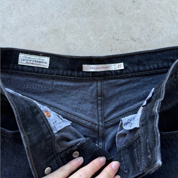 NWOT Levi’s Ribcage Straight Ankle Jeans - Picture 9 of 9